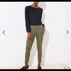 Loft Julie Olive Green Pants, Size 10